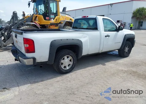 2011 Chevrolet Silverado 1500 Work Truck z USA, uszkodzony, nr VIN 1GCNCPEX0BZ268072